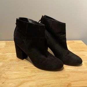 Steve Madden Black Suede Booties